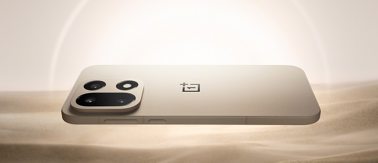 Компактный монстр автономности. OnePlus 15T может изменить представление о компактных флагманах с АКБ ёмкостью более 7000 мАч - 1 Компактный монстр автономности. OnePlus 15T может изменить представление о компактных флагманах с АКБ ёмкостью более 7000 мАч