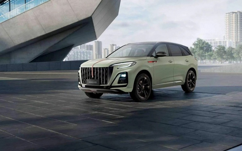 Улучшили специально для России: премиальный кроссовер Hongqi HS3 получил ряд обновлений - 1 Улучшили специально для России: премиальный кроссовер Hongqi HS3 получил ряд обновлений