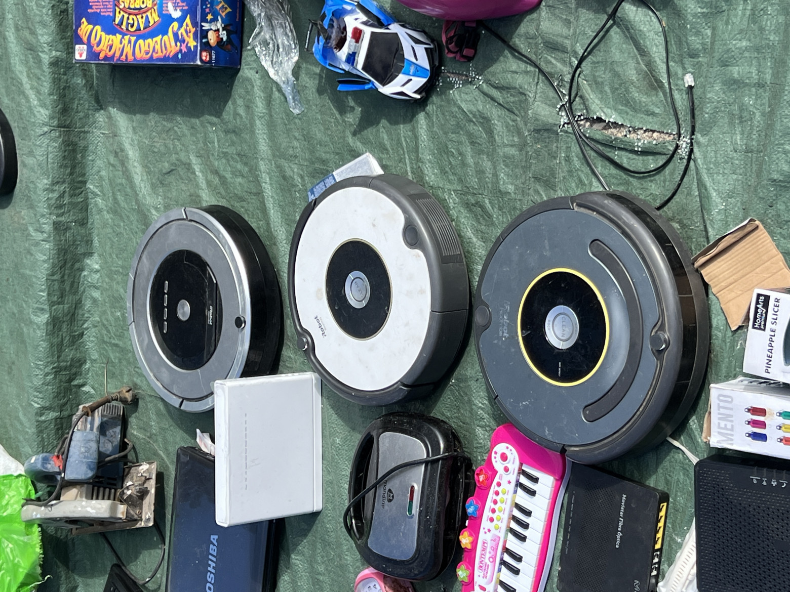 Воскресная барахолка под Валенсией: винтажная аудиотехника, ноутбуки и много чего ещё - 10 Воскресная барахолка под Валенсией: винтажная аудиотехника, ноутбуки и много чего ещё - 10