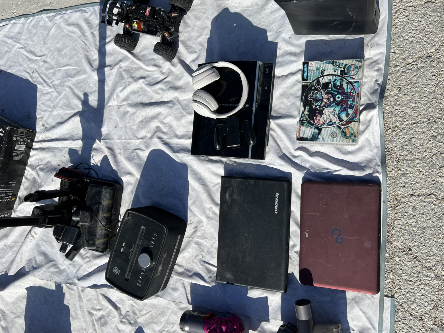 Воскресная барахолка под Валенсией: винтажная аудиотехника, ноутбуки и много чего ещё - 32 Воскресная барахолка под Валенсией: винтажная аудиотехника, ноутбуки и много чего ещё - 32