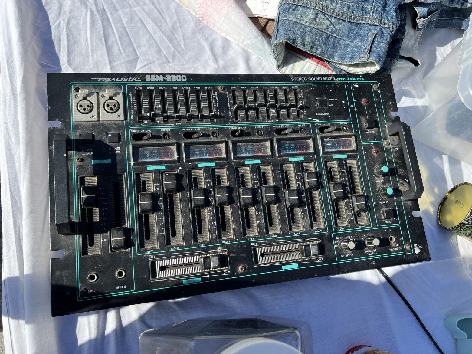 Воскресная барахолка под Валенсией: винтажная аудиотехника, ноутбуки и много чего ещё - 37 Воскресная барахолка под Валенсией: винтажная аудиотехника, ноутбуки и много чего ещё - 37