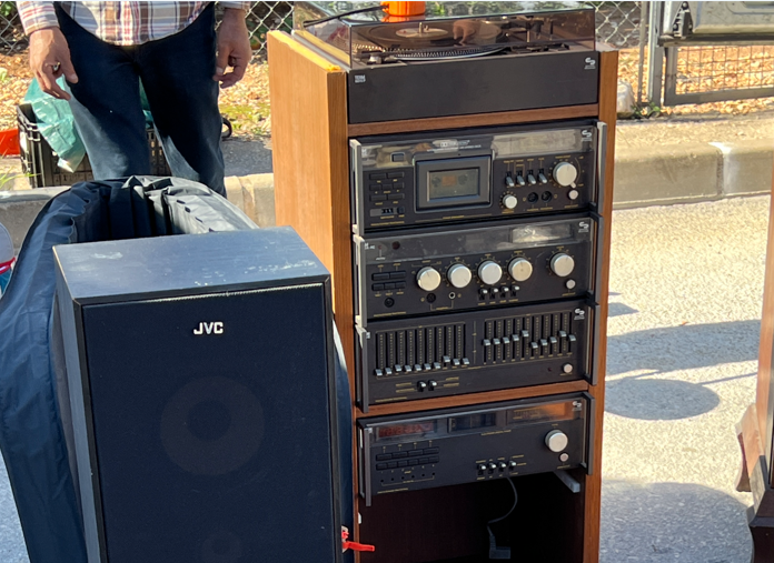 Воскресная барахолка под Валенсией: винтажная аудиотехника, ноутбуки и много чего ещё - 38 Воскресная барахолка под Валенсией: винтажная аудиотехника, ноутбуки и много чего ещё - 38