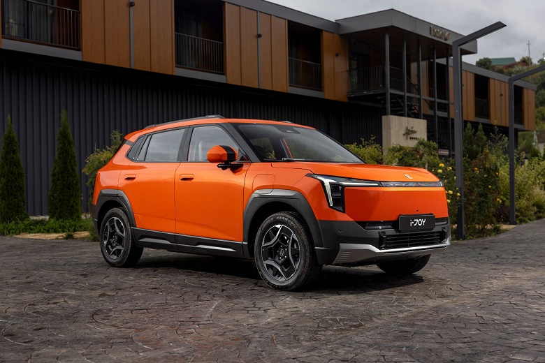 4,13 м, 163 л.с., запас хода 471 км, разгон за 8 с: представлен российский электрический кроссовер Evolute i-Joy второго поколения - 1 4,13 м, 163 л.с., запас хода 471 км, разгон за за 8 с: представлен российский электрический кроссовер Evolute i-Joy второго поколения