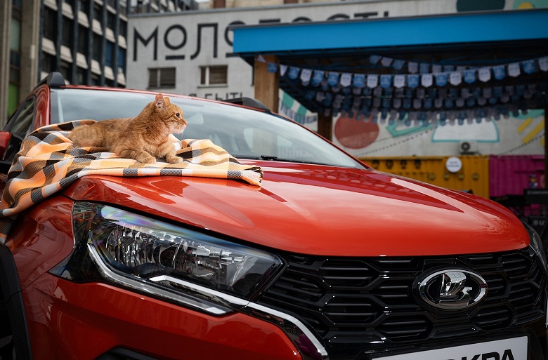 Lada Iskra добралась до дилеров по всей России: цены стартуют с 812 тысяч рублей - 1 Lada Iskra добралась до дилеров по всей России: цены стартуют с 812 тысяч рублей