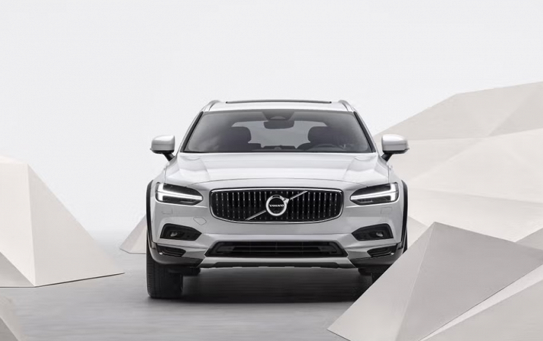 Легендарный «сарай» Volvo V90 — всё: Volvo попрощалась с культовой моделью