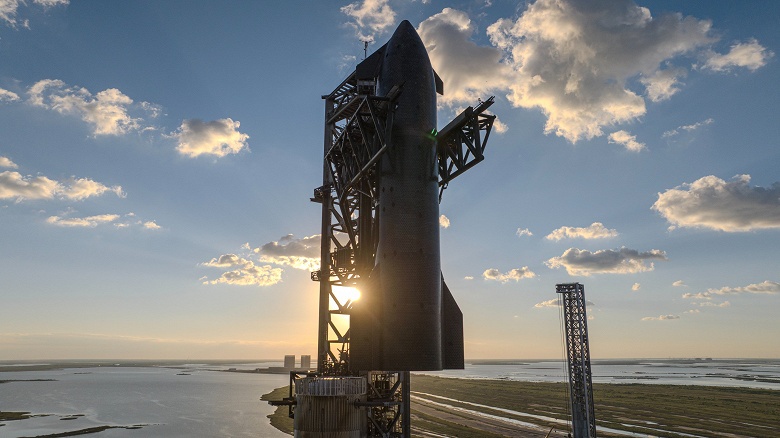 «Звездолёт готов к полёту». SpaceX показала последний Starship второго поколения в собранном состоянии — запуск 14 октября - 3 «Звездолёт готов к полёту». SpaceX показала последний Starship второго поколения в собранном состоянии — запуск 14 октября