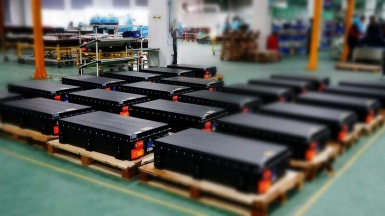 3000 циклов, до 1000 км на одном зарядке в диапазоне температур от -20°C до 85°C. Полностью твердотельные батареи Jinshi вошли в фазу опытно-промышленного производства - 1 3000 циклов, до 1000 км на одном зарядке в диапазоне температур от -20°C до 85°C. Полностью твердотельные батареи Jinshi вошли в фазу опытно-промышленного производства