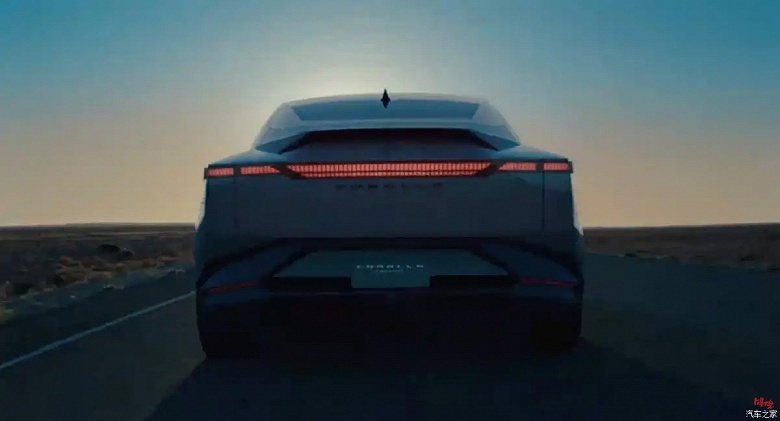 Такую Toyota Corolla мы ещё не видели: Toyota рассекретила совершенно новую Corolla, и она похожа на космолет - 4 Такую Toyota Corolla мы ещё не видели: Toyota рассекретила совершенно новую Corolla, и она похожа на космолет