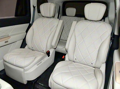 «Убийца» Li Auto L9 от Chery. Флагманский кроссовер Chery Fulwin T11 вышел на рынок: 469 л.с., полный привод и более 1400 км на баке бензина — за 200 тыс. юаней (2,3 млн рублей) - 6 «Убийца» Li Auto L9 от Chery. Флагманский кроссовер Chery Fulwin T11 вышел на рынок: 469 л.с., полный привод и более 1400 км на баке бензина — за 200 тыс. юаней (2,3 млн рублей)