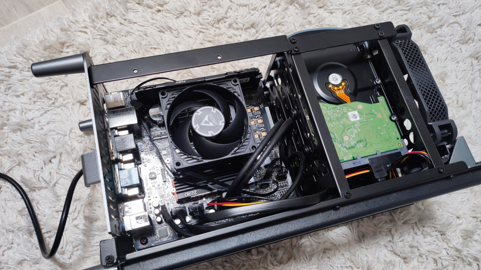 Охлаждение процессора установлено