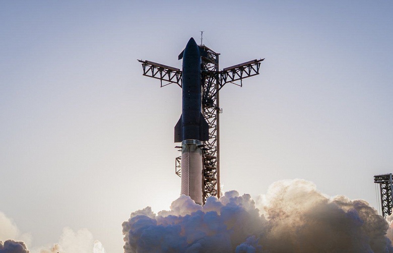 Больше такое мы не увидим. SpaceX показала невероятные кадры старта и посадки последнего Starship V2