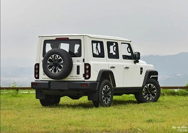 «Китайский УАЗ» 212 T01 получил новый тяговитый мотор: 170 л.с., рама, полный привод с блокировками и 8-ступенчатый «автомат» — всего 166 тыс. юаней (2,1 млн рублей) - 3 «Китайский УАЗ» 212 T01 получил новый тяговитый мотор: 170 л.с., рама, полный привод с блокировками и 8-ступенчатый «автомат» — всего 166 тыс. юаней (2,1 млн рублей)