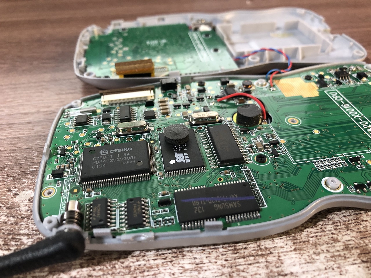 Cybiko: социальный КПК с Mesh-сетью из 2000 года - 10 Cybiko: социальный КПК с Mesh-сетью из 2000 года - 10