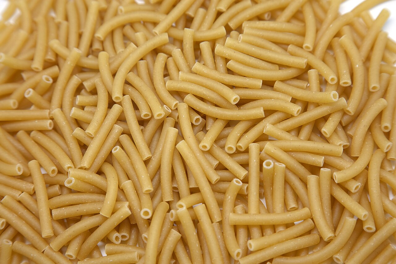 С середины ХХ века макаронами по умолчанию в СССР станут называть скорее такие изделия