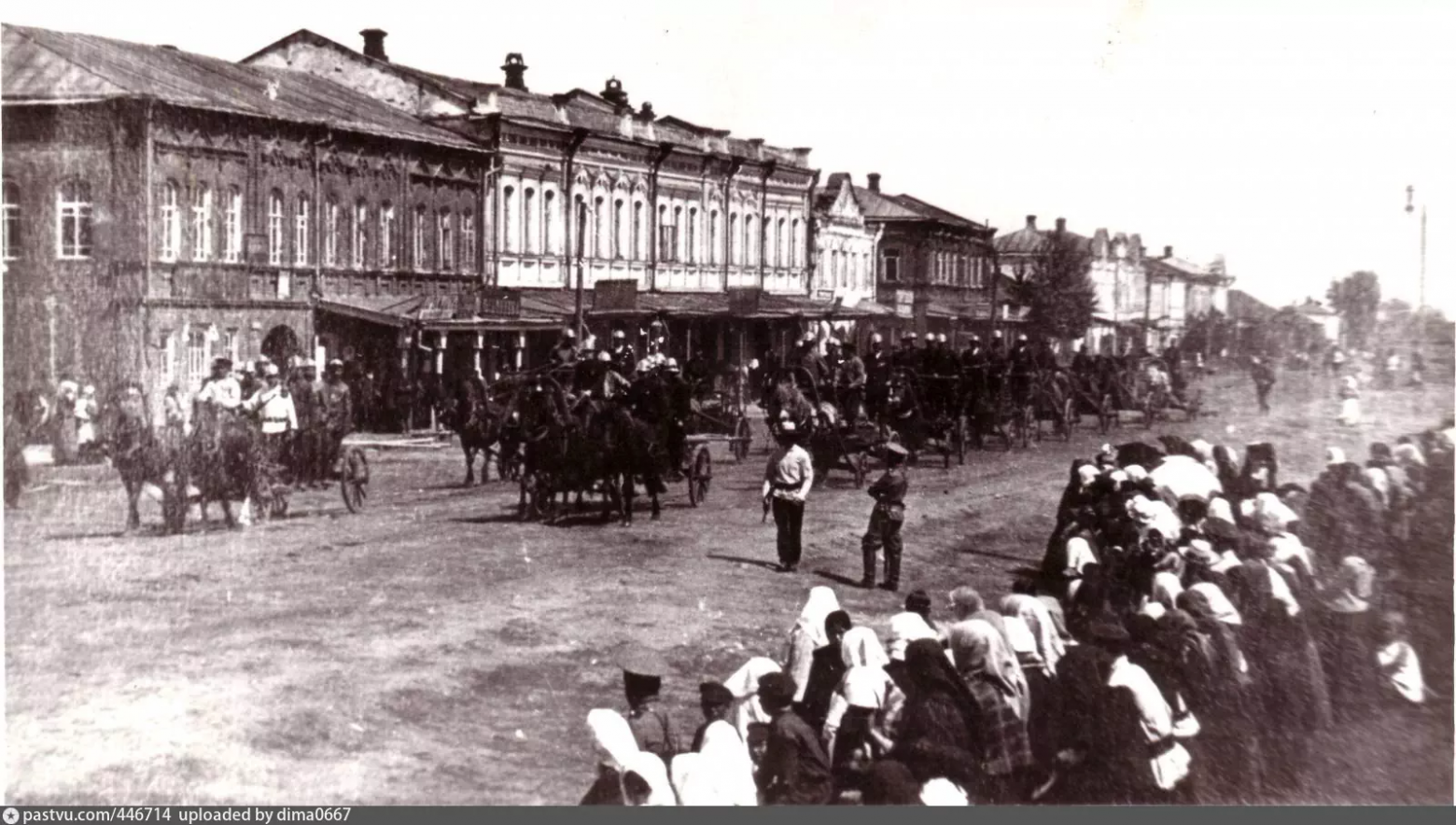 Парад пожарной дружины в Ижевском