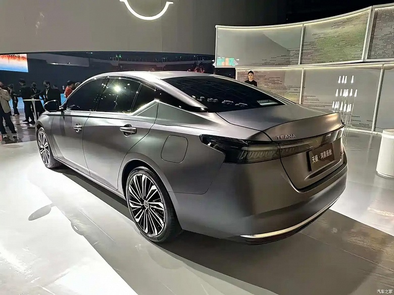 Стартовало производство нового Nissan Teana &mdash; на этот раз с технологиями Huawei
