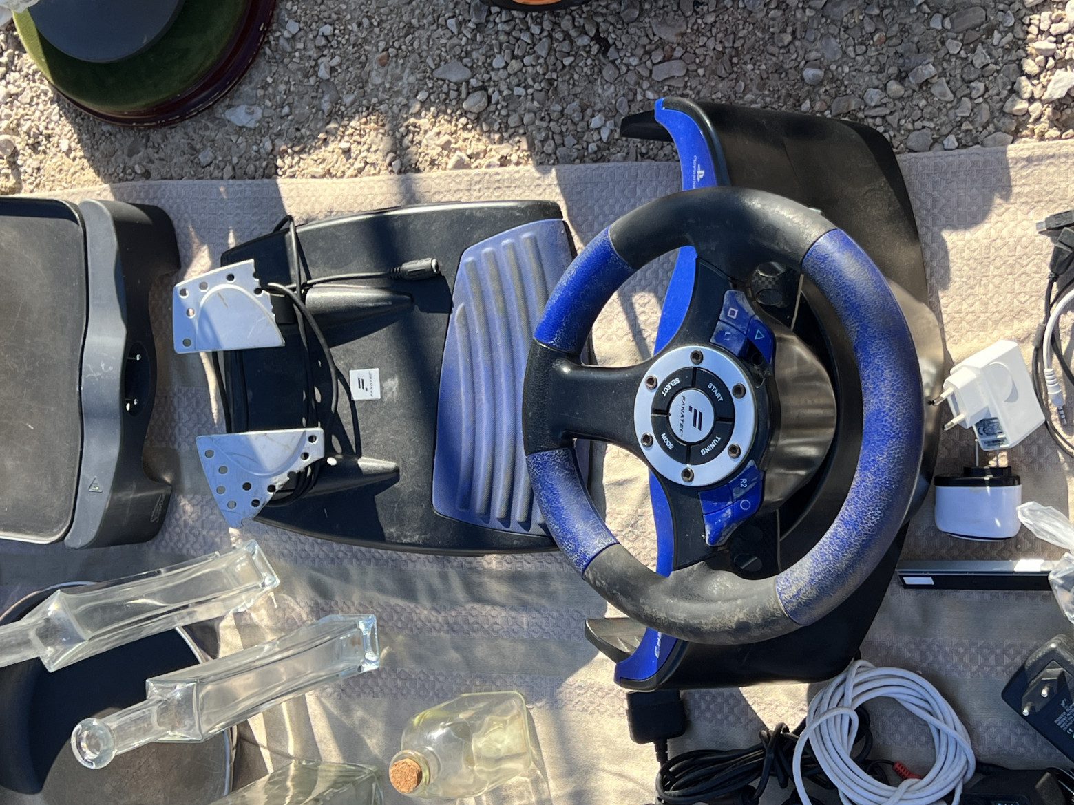 Новые находки на испанской барахолке: внешний HDD, консоли и кое-что еще - 11