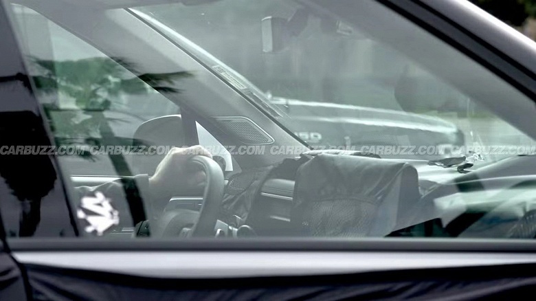 Уже не «кирпич»: абсолютно новый Hyundai Santa Fe получит современную силовую установку