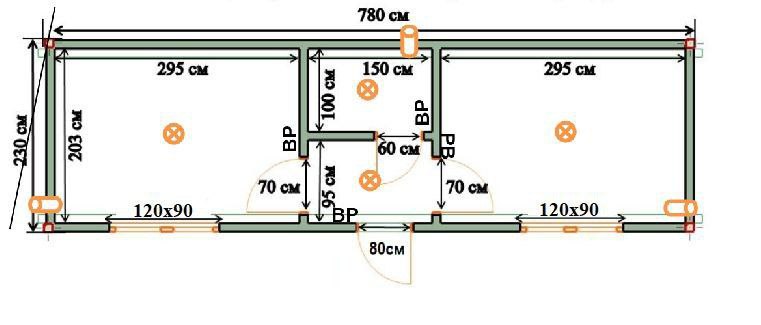 Планировка. Площадь санузла — 1.5 м2, но туда удалось разместить всё необходимое: и бойлер, и ванную, и унитаз