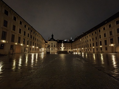 Так снимает OnePlus 15, у которого больше нет камеры Hasselblad. Опубликованы реальные фото со всех камер, 120-кратным зумом и примерами ночной съемки