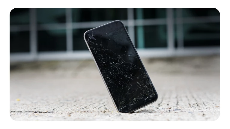 Большой аккумулятор, быстрая зарядка, корпус толщиной 5,99 мм и бонусы для первых покупателей. Motorola подогревает интерес к Edge 70