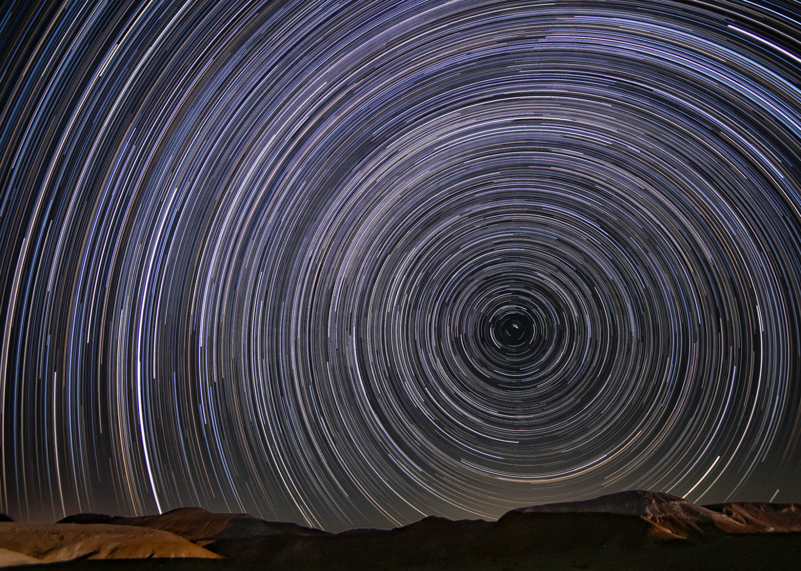 Тут более 600 30 секундных снимков слиты в один