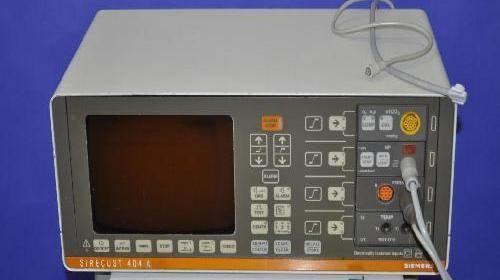 Siemens Sirecust 404-1 начала 1980-х — вся электроника уже встроена, никаких внешних компьютеров