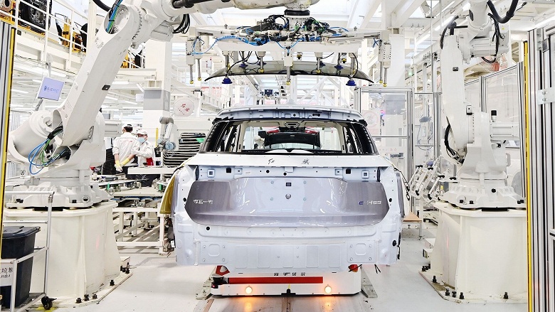 Завод, который молчал 10 лет, переоборудовали с нуля: производство автомобилей по полному циклу начнётся в Санкт-Петербурге на бывшей площадке General Motors - 1 Завод, который молчал 10 лет, переоборудовали с нуля: производство автомобилей по полному циклу начнётся в Санкт-Петербурге на бывшей площадке General Motors