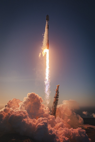 В октябре в мире было выполнено 25 орбитальных космических пусков, 15 из них обеспечила американская Falcon 9