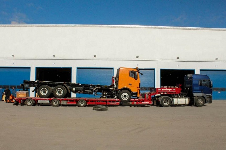 В России запущено производство 700-сильных автомобилей «Медведь» - 1 В России запущено производство 700-сильных автомобилей «Медведь»