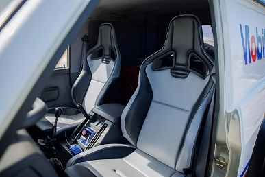 Nissan и Forsberg Racing «прокачали» классический Nissan Patrol Y60 — мотор выдает 1000 л.с. - 4 Nissan и Forsberg Racing «прокачали» классический Nissan Patrol Y60 — мотор выдает 1000 л.с.