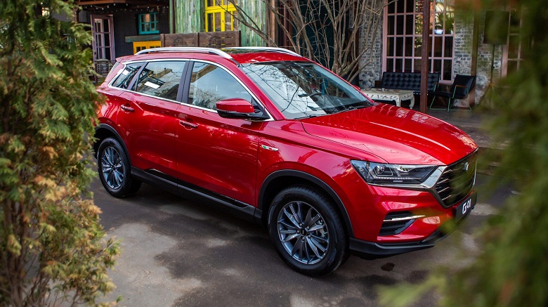 Кроссоверы российского производства с китайскими корнями: цены на кроссоверы SWM G01 и G05 Pro, который собирают на «Автоторе», выросли