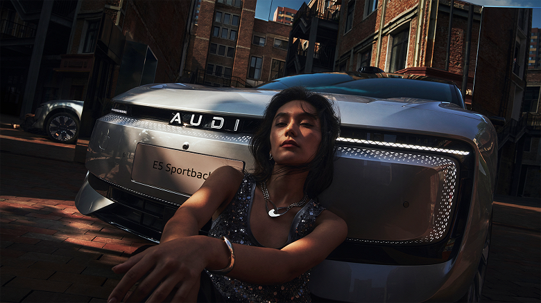 Такого Audi нет даже в Германии, но его можно заказать в России. Audi E5 Sportback с моторами мощностью 787 л.с. оценили всего в 5,9 млн рублей - 1 Такого Audi нет даже в Германии, но его можно заказать в России. Audi E5 Sportback с моторами мощностью 787 л.с. оценили всего в 5,9 млн рублей