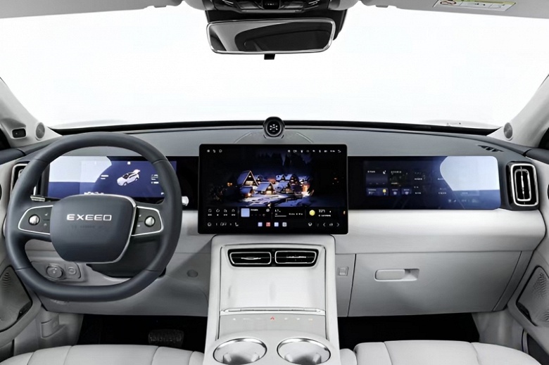 1300 км без заправки, более 200 км без бензина, Snapdragon 8255, три экрана и аудиосистема Boyah Sound. Предзаказы на Exlantix ET5 в Китае откроют 13 ноября - 2 1300 км без заправки, более 200 км без бензина, Snapdragon 8255, три экрана и аудиосистема Boyah Sound. Предзаказы на Exlantix ET5 в Китае откроют 13 ноября