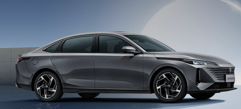 Lamore уходит в историю: Changan поменял название седана в России на UNI-L