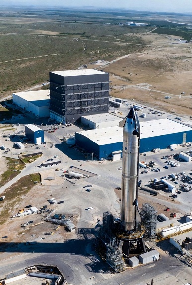 Теперь ещё сложнее отличать от реальности. Вышло большое обновление для Grok и Grok Imagine