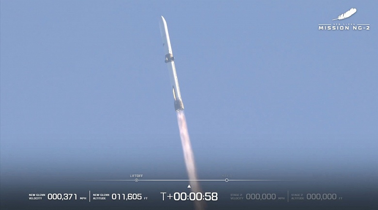 В мире появилась вторая тяжелая многоразовая ракета. Blue Origin успешно запустила ракету New Glenn с марсианской миссией