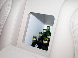 Конкурент Toyota Camry от Chery, только больше, комфортнее, в три раза мощнее, с полным приводом и запасом хода 2500 км: представлен Chery Fulwin A9L Guanghui