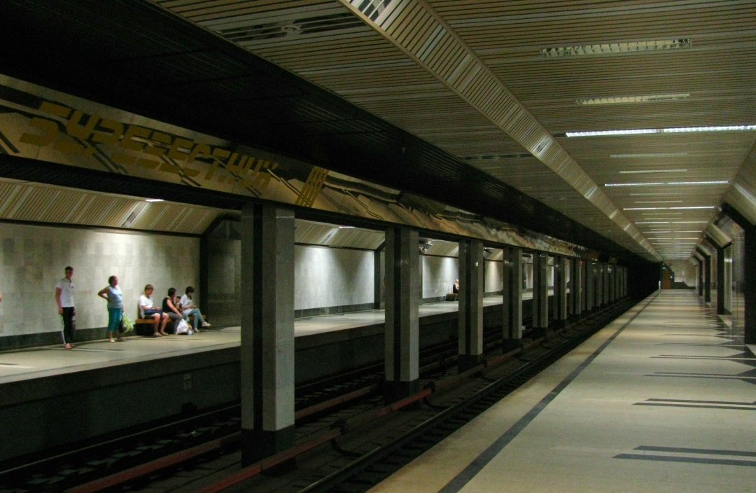 Гордо ли он реет?