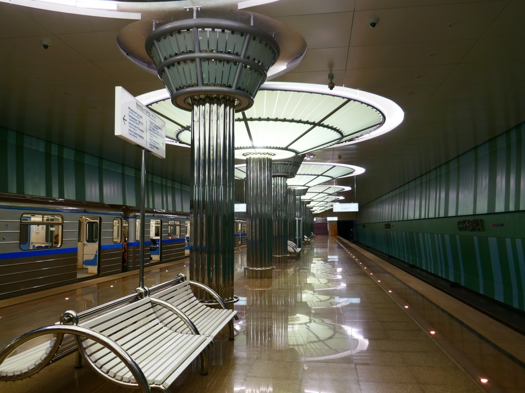 Скамеек на новой станции не меньше, чем на старых