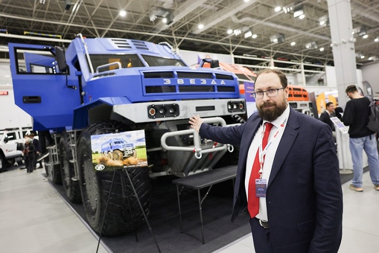 Российский вездеход будущего. Представлен северобус нового поколения &laquo;Звезда&raquo; &mdash; мотор ЯМЗ-543, топливные баки на 700 литров и запас хода 1500 км