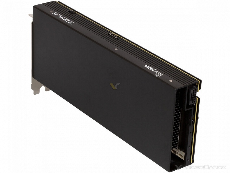 48 ГБ памяти, пассивный охладитель и &laquo;неправильно&raquo; расположенный разъём HDMI. Представлена видеокарта Sparkle Arc Pro B60 Dual Passive