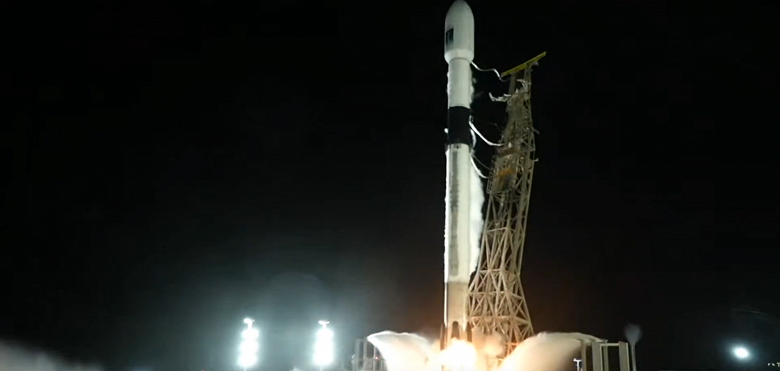 SpaceX запустила на орбиту аппарат для отслеживания изменения уровня Мирового океана