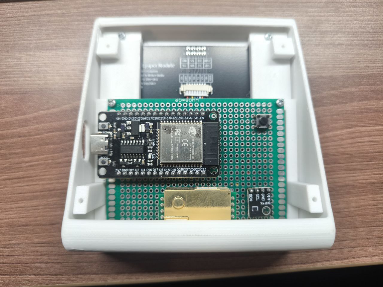 ... и в корпусе