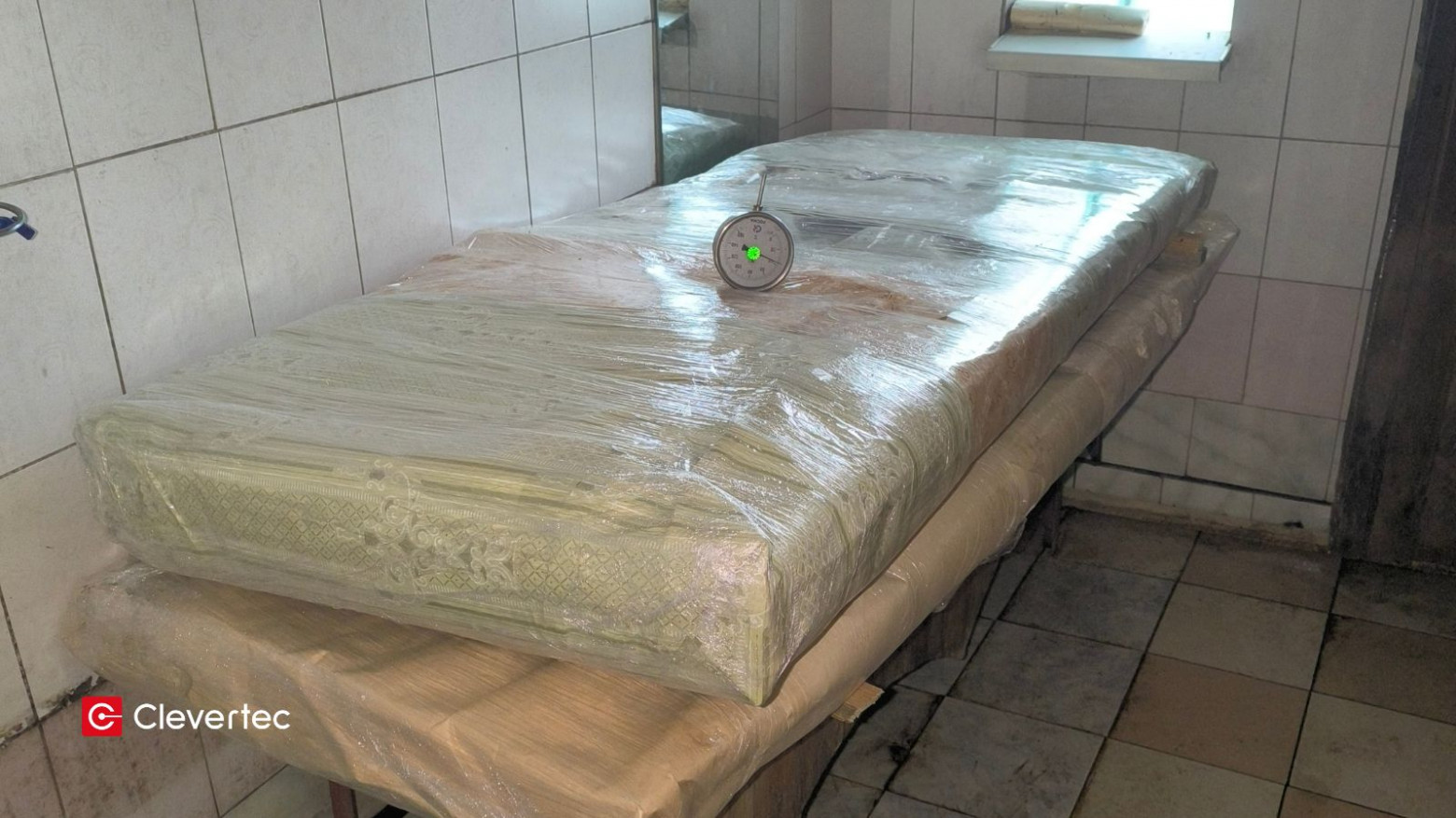 Как я сделал senior-стол за $1000 - 3