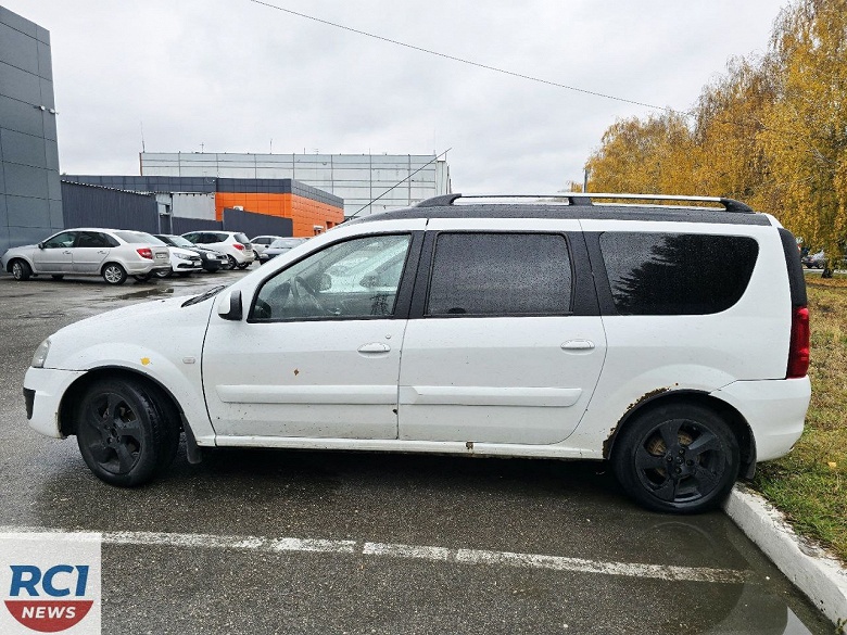 Редчайший Lada Largus VIP сняли внутри и снаружи &mdash; таких выпущено всего 32