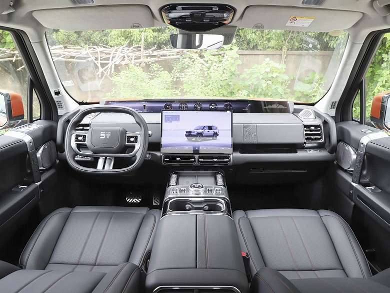 В России появился уникальный гибридный водоплавающий внедорожник с мощностью 900 л.с.: Jetour G700 выйдет на отечественный рынок в 2026 году