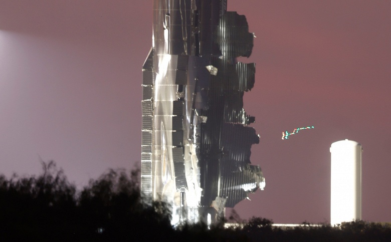 Разворотило: уничтоженный Super Heavy нового поколения показали вблизи