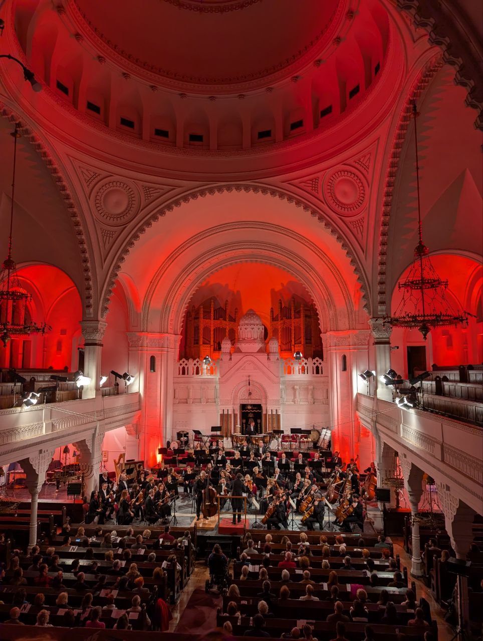 На концерте в синагоге Нови-Сада  