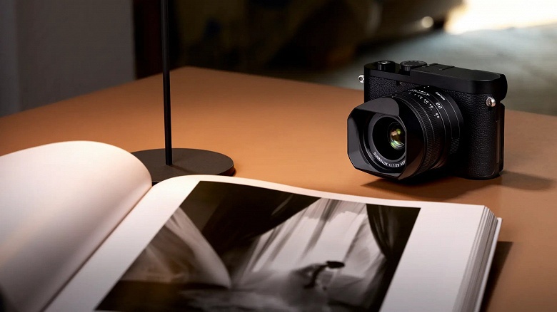 Эта камера Leica вообще не умеет снимать в цвете и стоит почти 8000 долларов. Представлена модель Q3 Monochrom